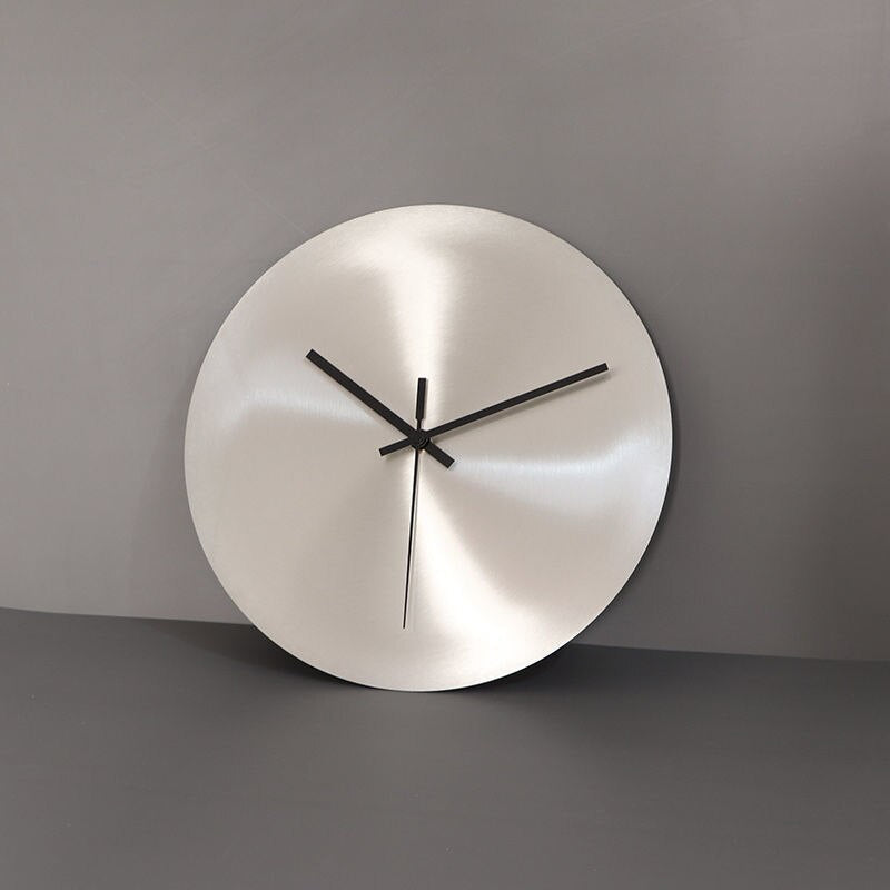 ClearTime - Minimalistyczny Zegar Ścienny ze Stali Nierdzewnej