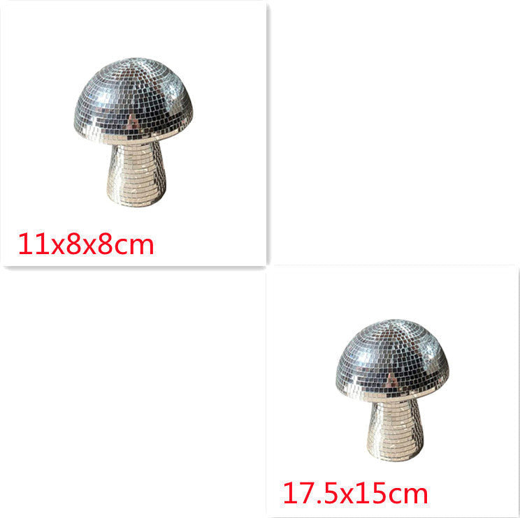 Dekoracja Stołowa w Kształcie Grzyba z Kulą Dyskotekową
