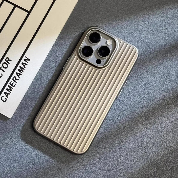 Etui Titanium Shield Pro do iPhone&