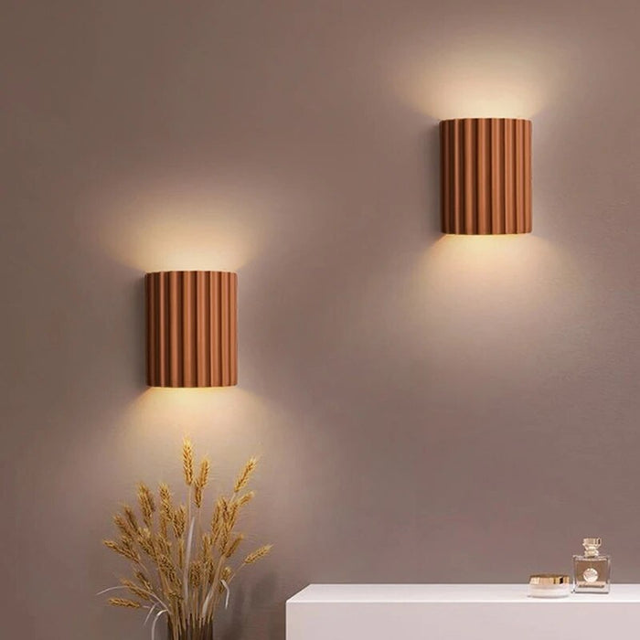 Nowoczesna Lampa Ścienna z Żywicy