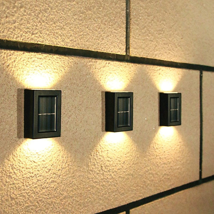 Lampa ścienna na taras zasilana energią słoneczną