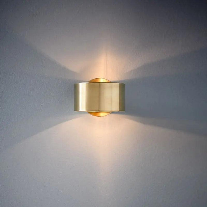 Lampa ścienna - LuxeShine - Nowoczesna i elegancka transformacja wnętrza