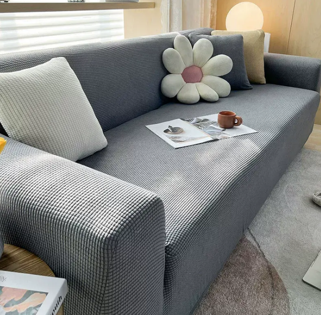 CouchWrap - lekki i antypoślizgowy pokrowiec na sofę