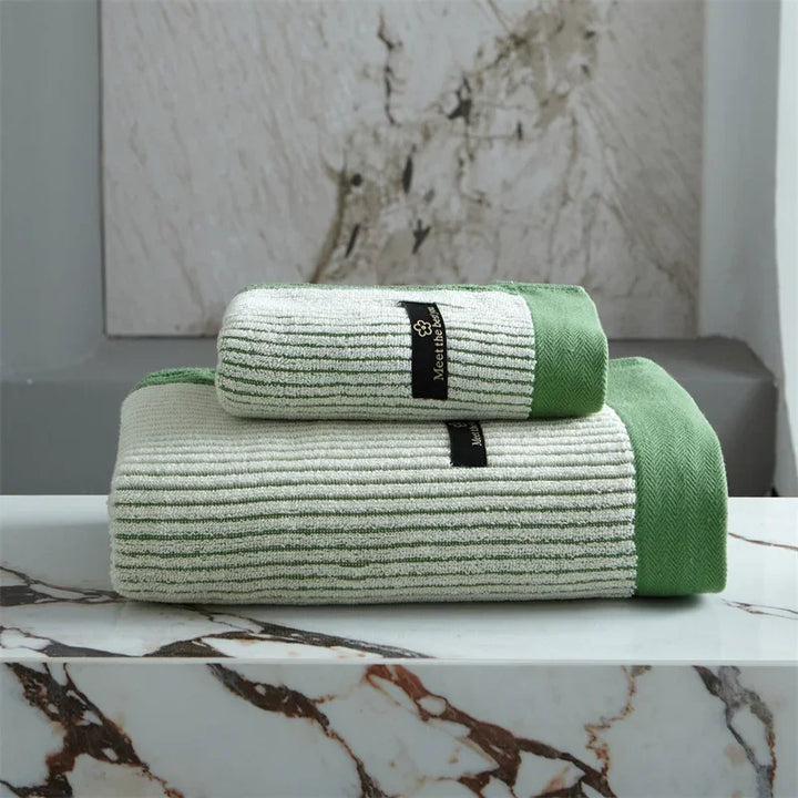 PureSoft – Luksusowy ręcznik kąpielowy wykonany w 100% z organicznej bawełny