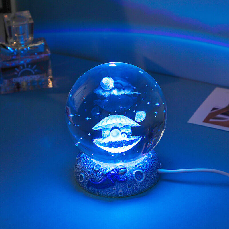 AquaGlobe Kryształowa Kula Nocna Lampa | Podwodny Świat Lampa LED | Nastrojowe Światło i Dekoracja do Domu