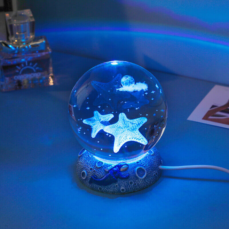 AquaGlobe Kryształowa Kula Nocna Lampa | Podwodny Świat Lampa LED | Nastrojowe Światło i Dekoracja do Domu