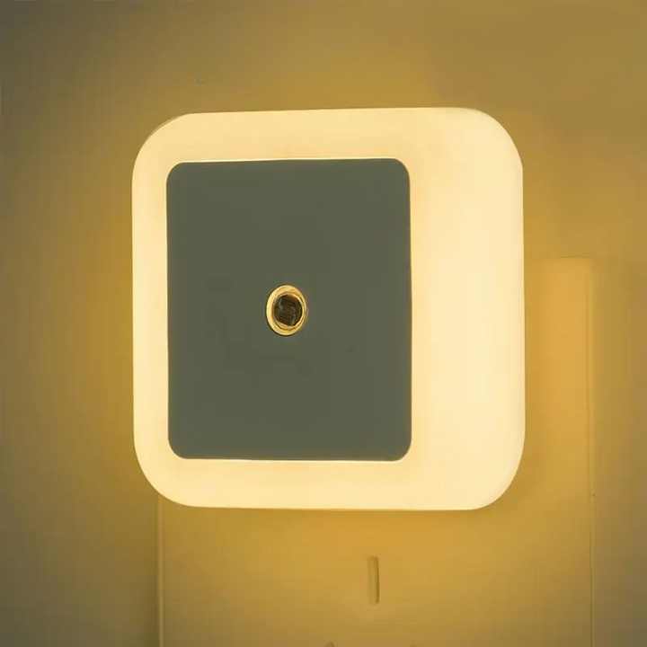 SensorGlow – Inteligentna Lampa Nocna z Długotrwałym Światłem