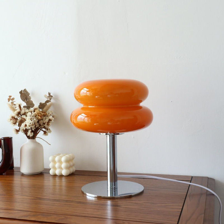 Lampa stołowa w stylu włoskiego designera