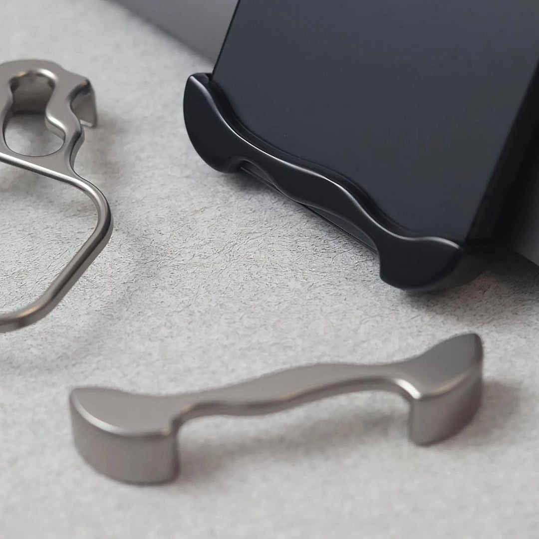Ultra-cienkie etui premium na iPhone - Ochrona Invisie przed zarysowaniami i uderzeniami |