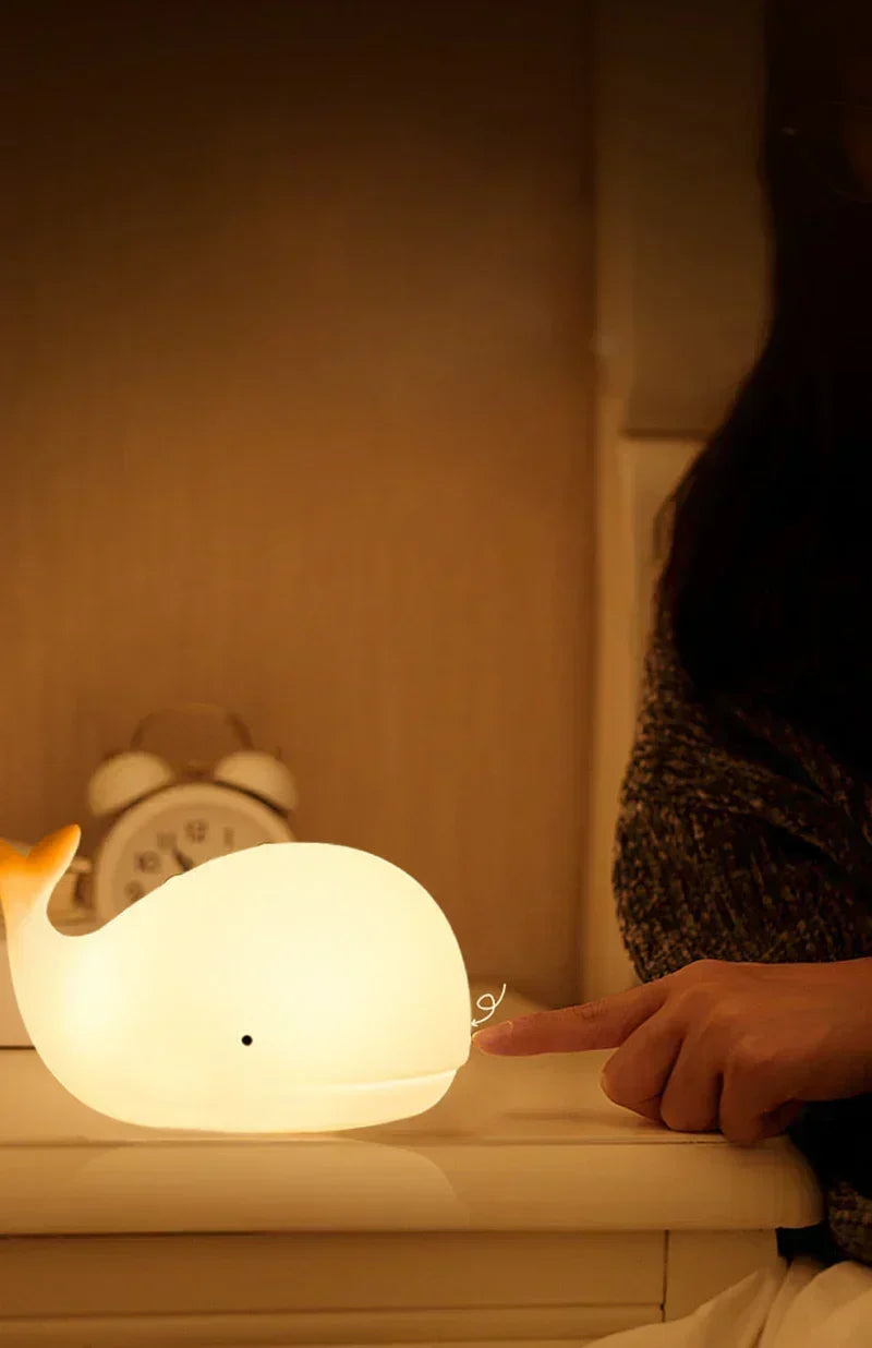 Czarująca Lampa Nocna w Kształcie Walenia z Efektami Kolorowymi
